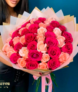 Микс букет из 51 эквадорской розы